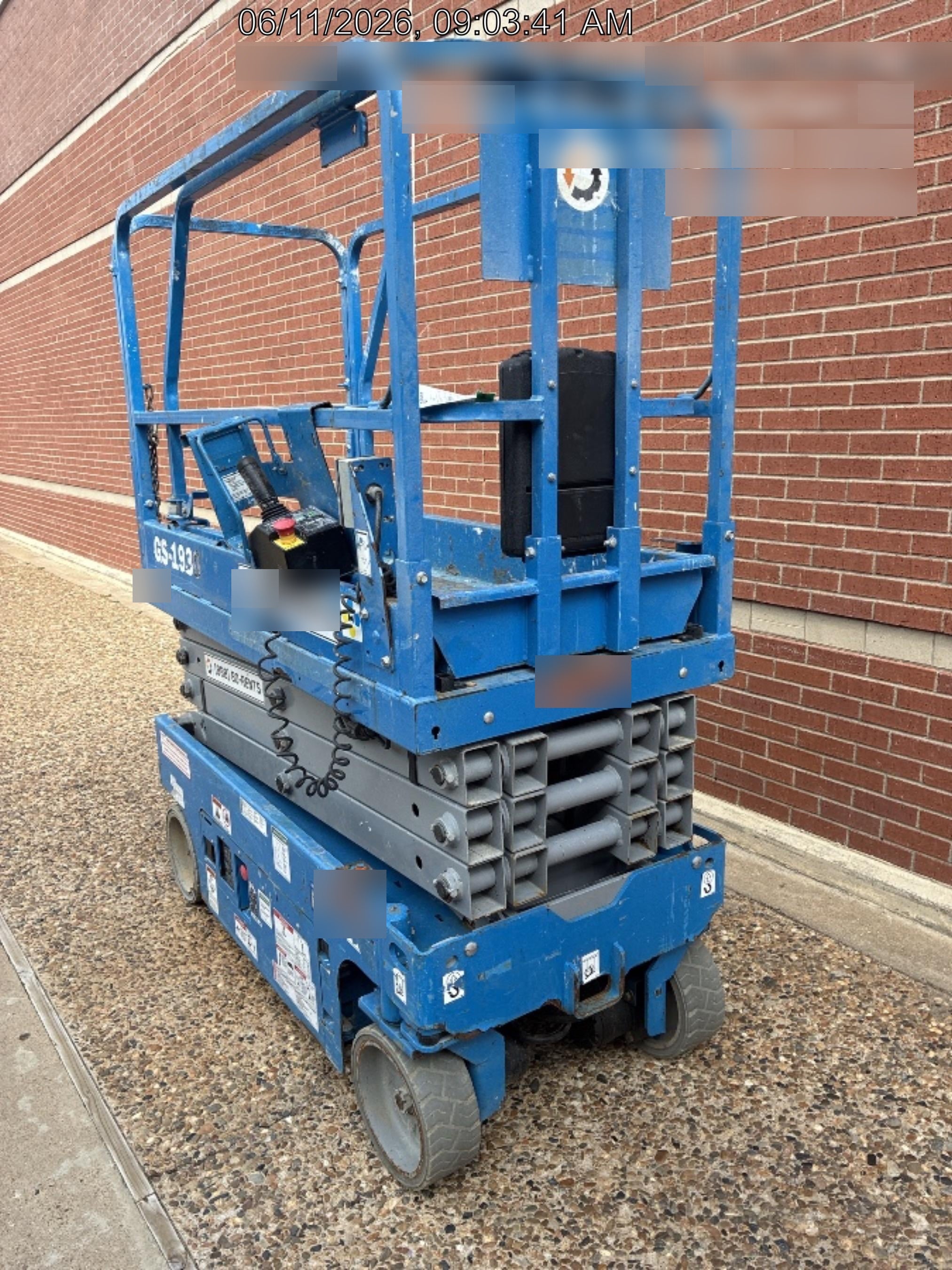 2019 Genie GS-1930 Fixed Rails with Chain Entry