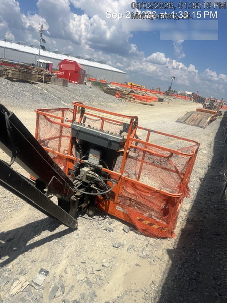 2023 JLG 660SJ
