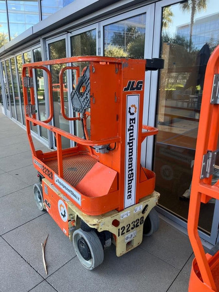 2021 JLG 1230ES