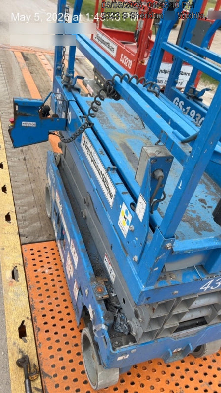 2019 Genie GS-1930 Fixed rails with chain Entry