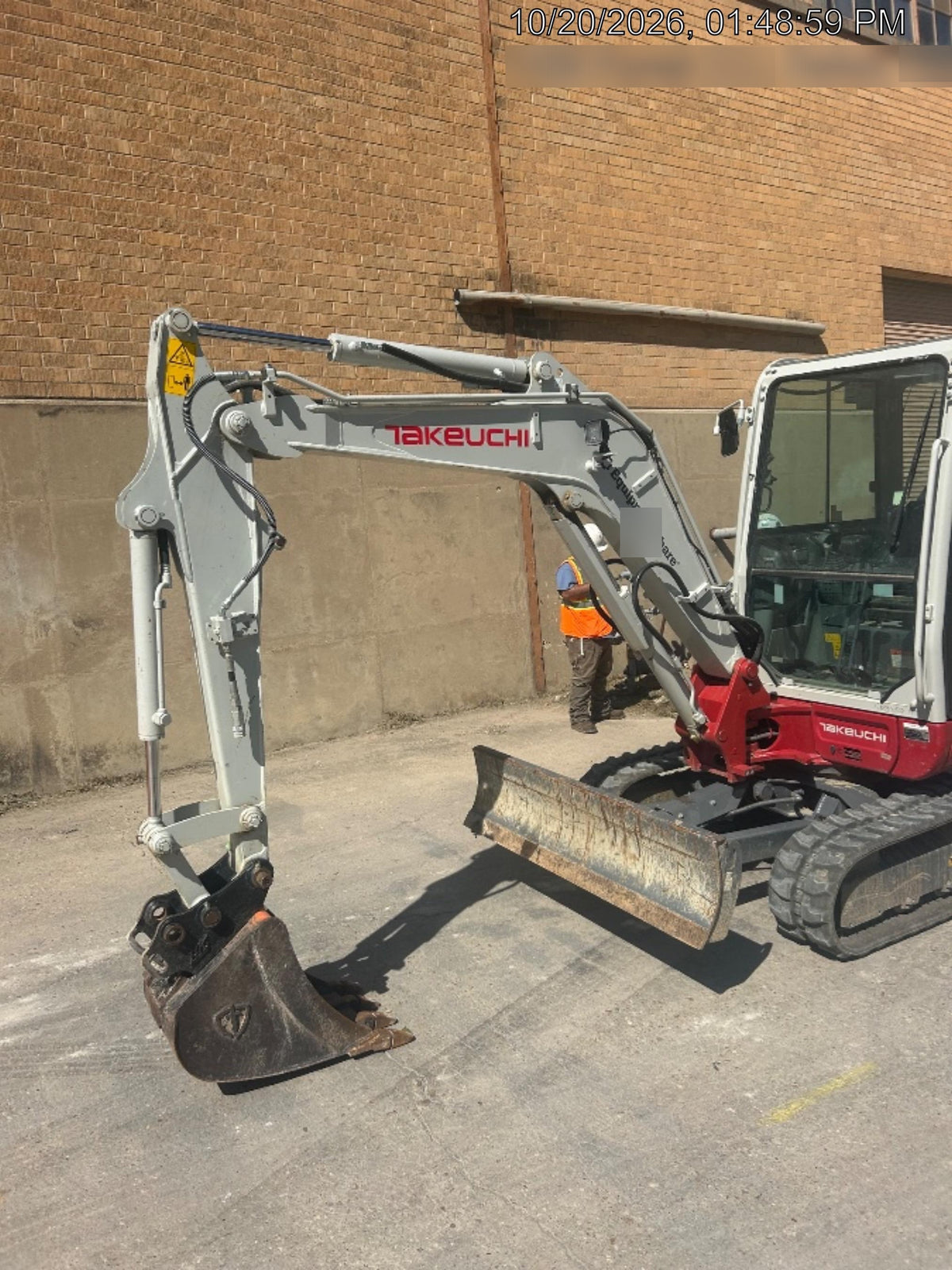 2025 TAKEUCHI TB235-2CR