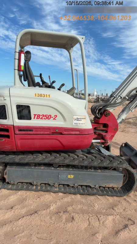 2021 TAKEUCHI TB250-2