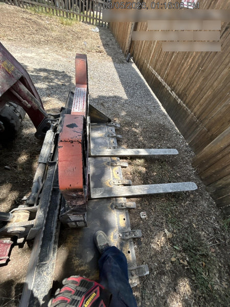 2023 TAKEUCHI TL10V2-CR