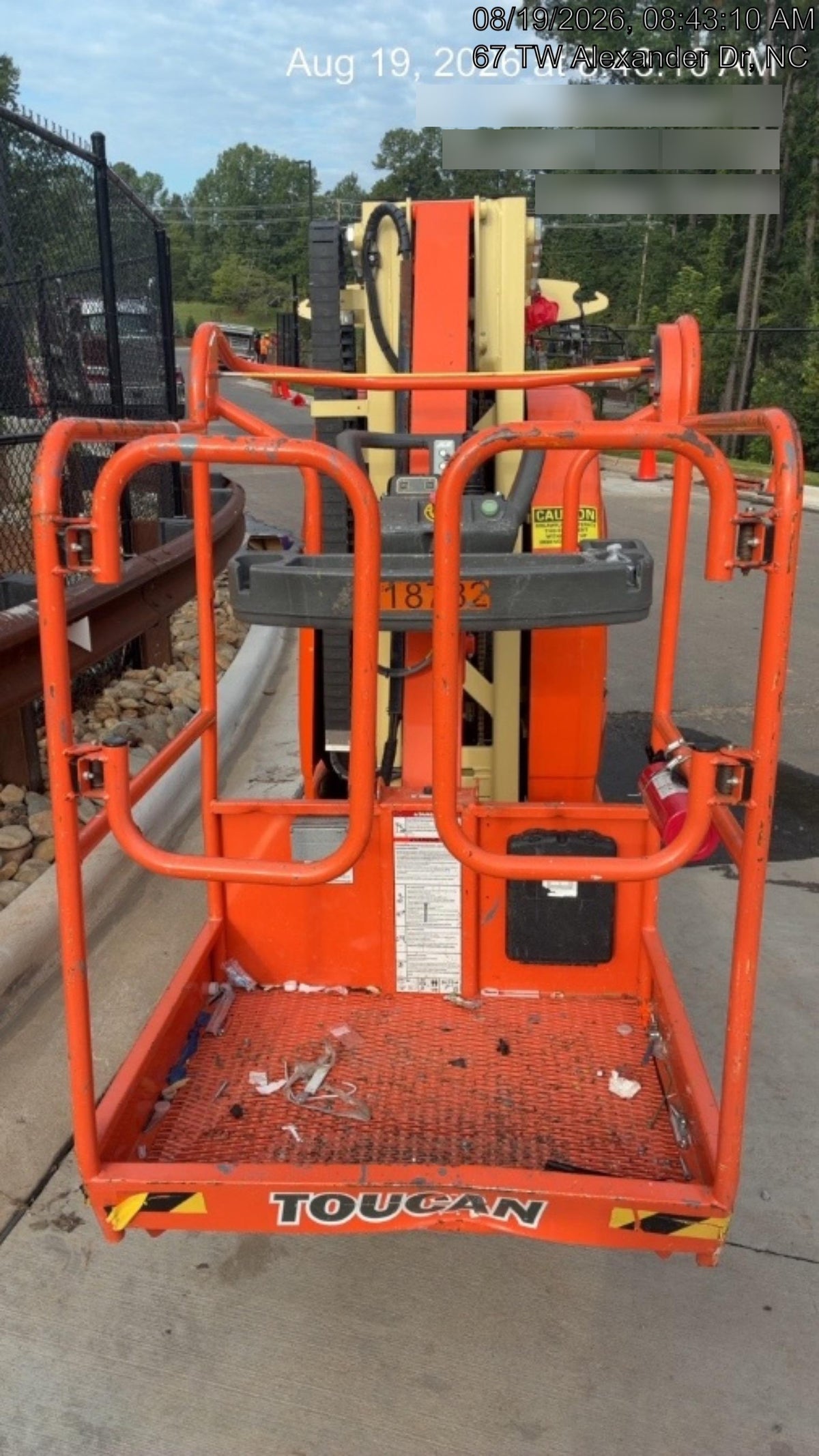 2022 JLG 26E