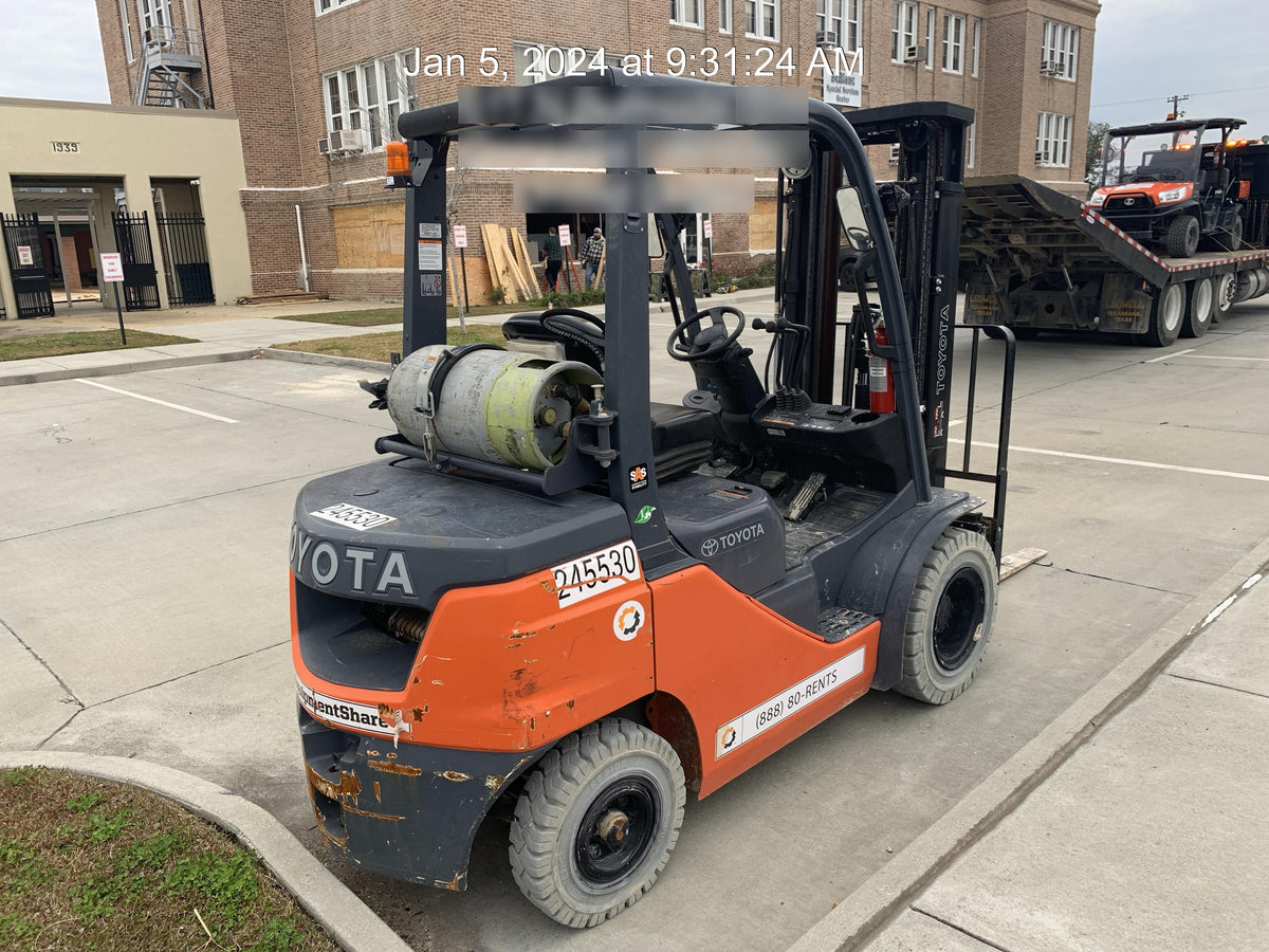 2022 TOYOTA 50-8FGU25