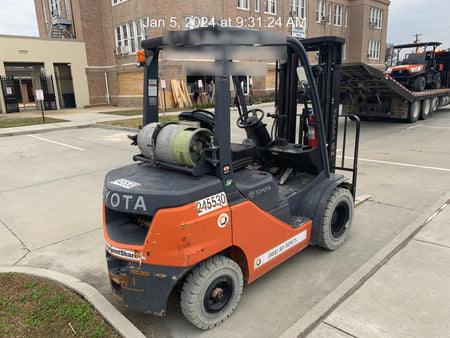 2022 TOYOTA 50-8FGU25