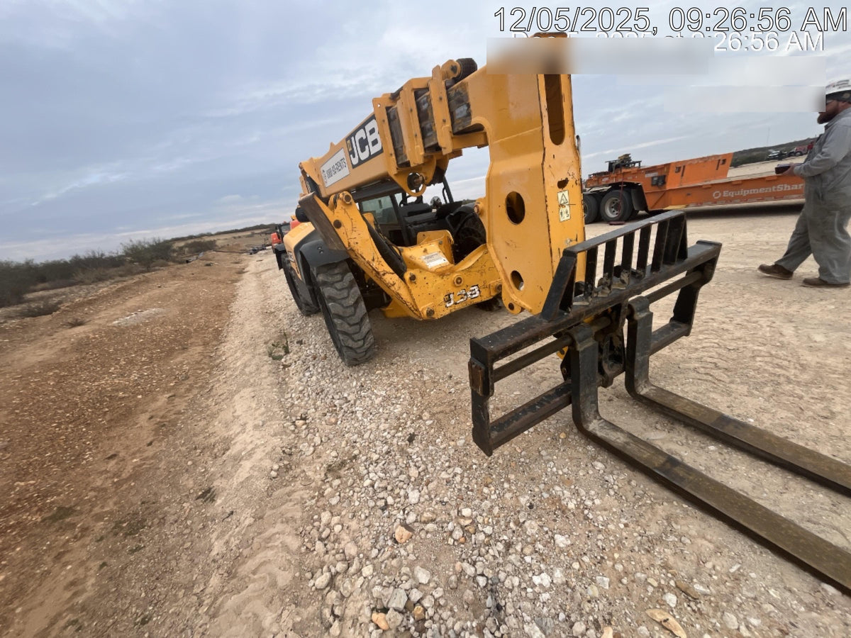 2019 JCB 510-56 JCB 510-56 74 HP w/Open ROPS, Beacon, Aux Hydraulics, Worklights, Solid Tires