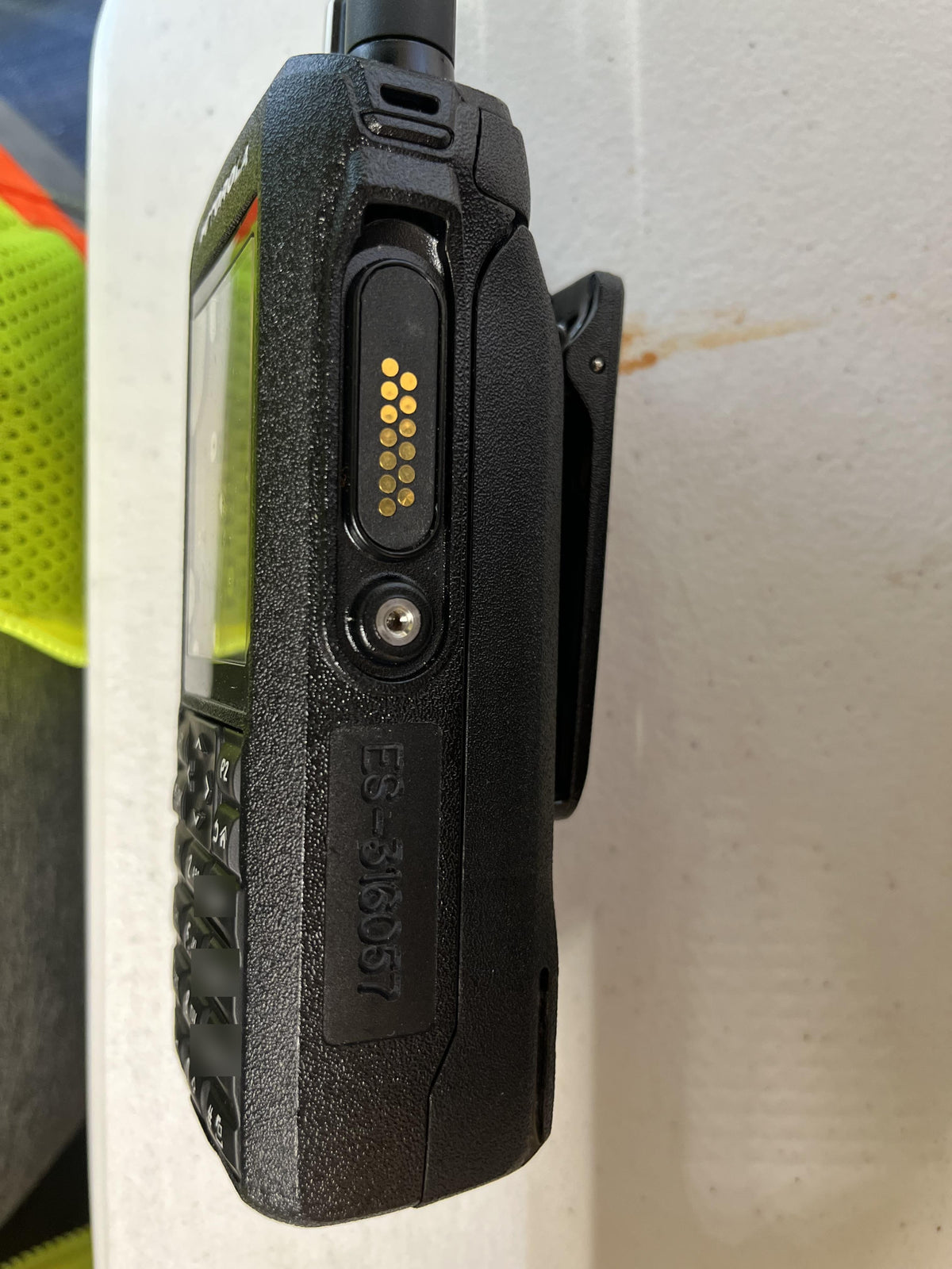2023 MOTOROLA R7 DISPLAY