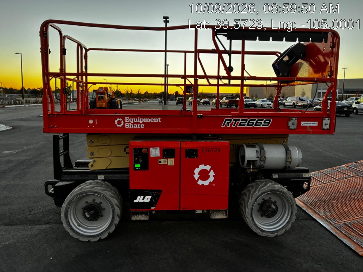 2022 JLG RT2669