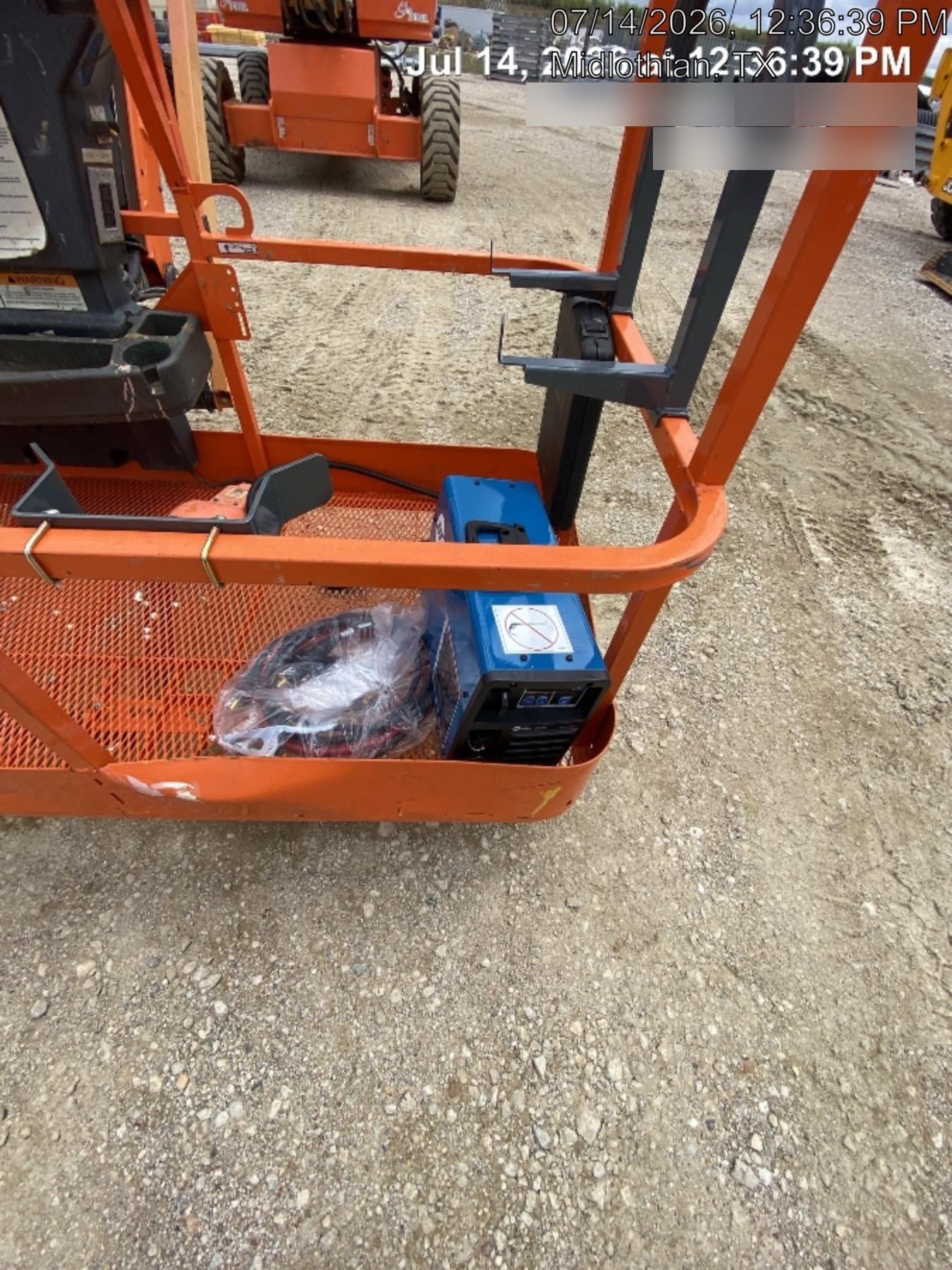 2023 JLG 660SJ