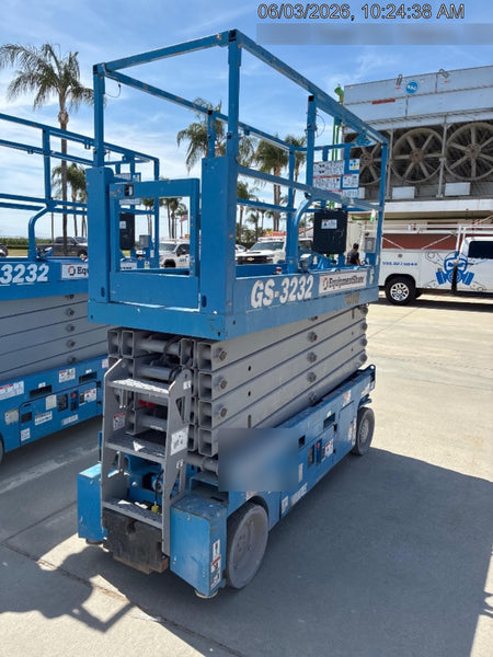 2021 GENIE GS-3232