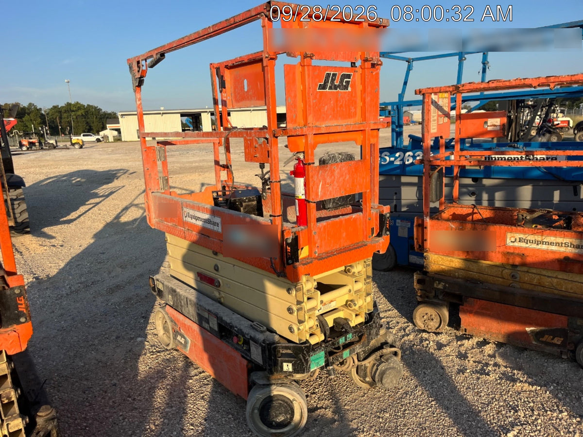2021 JLG ES1932