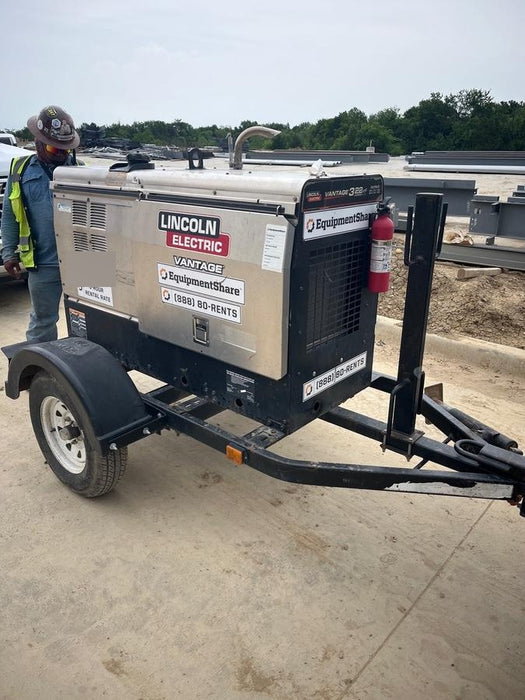 2019 Lincoln Electric Vantage 322 Welder Ready-Pak 3, Two wheel trailer, Fender and Light kit, Cable Rack