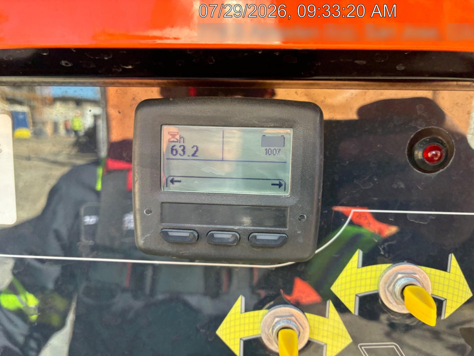 2025 JLG E300AJP