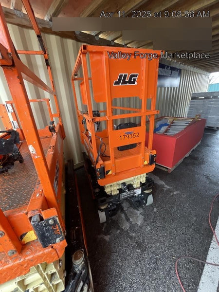 2021 JLG ES1330L