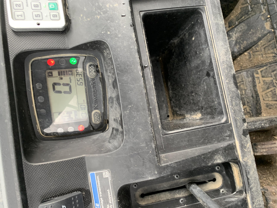 Kawasaki Mule PRO-DXT Kawasaki Mule PRO-DXT Movement Alarm, Beacon, Hard Top, ES Track Hardware