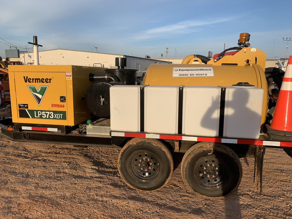 2023 Vac-Tron LP573XDT T4 Koehler Diesel Engine, 500 Gallon Debris Tank, x2 100 Gallon Water Tanks