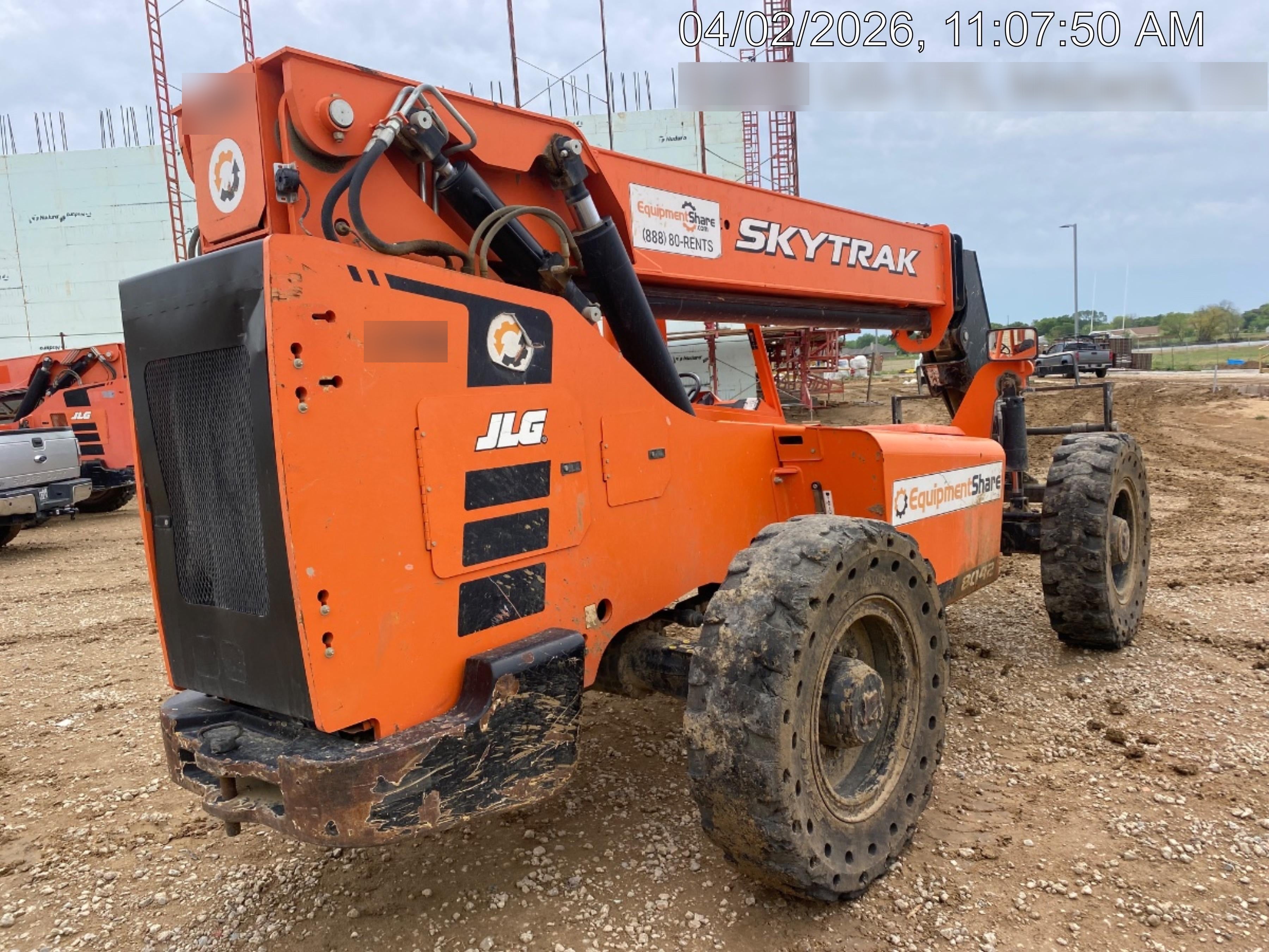 2018 Skytrak 8042 Skytrak 8042 , Canopy, 74hp Engine, Carriage 60", Forks 48" ,Worklights, Beacon, Pneumatic Tires, Freight