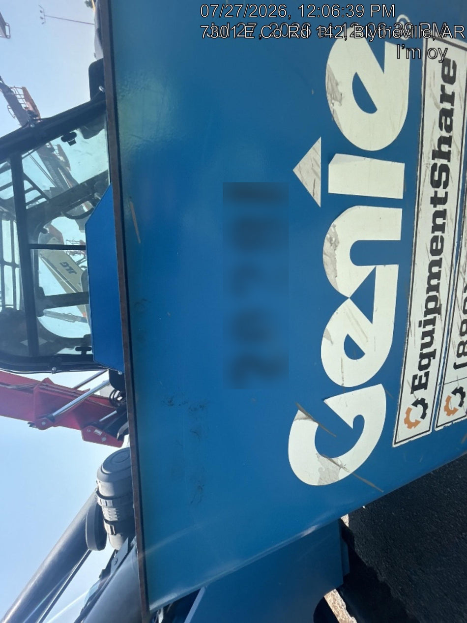 2018 Genie GTH-1056 Genie GTH-1056 w/Enclosed Cab w/HVAC, Work Lights, Solid Tires, Beacon, 60" Carriage and Forks