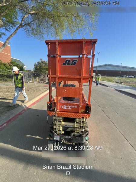 2022 JLG ES1932