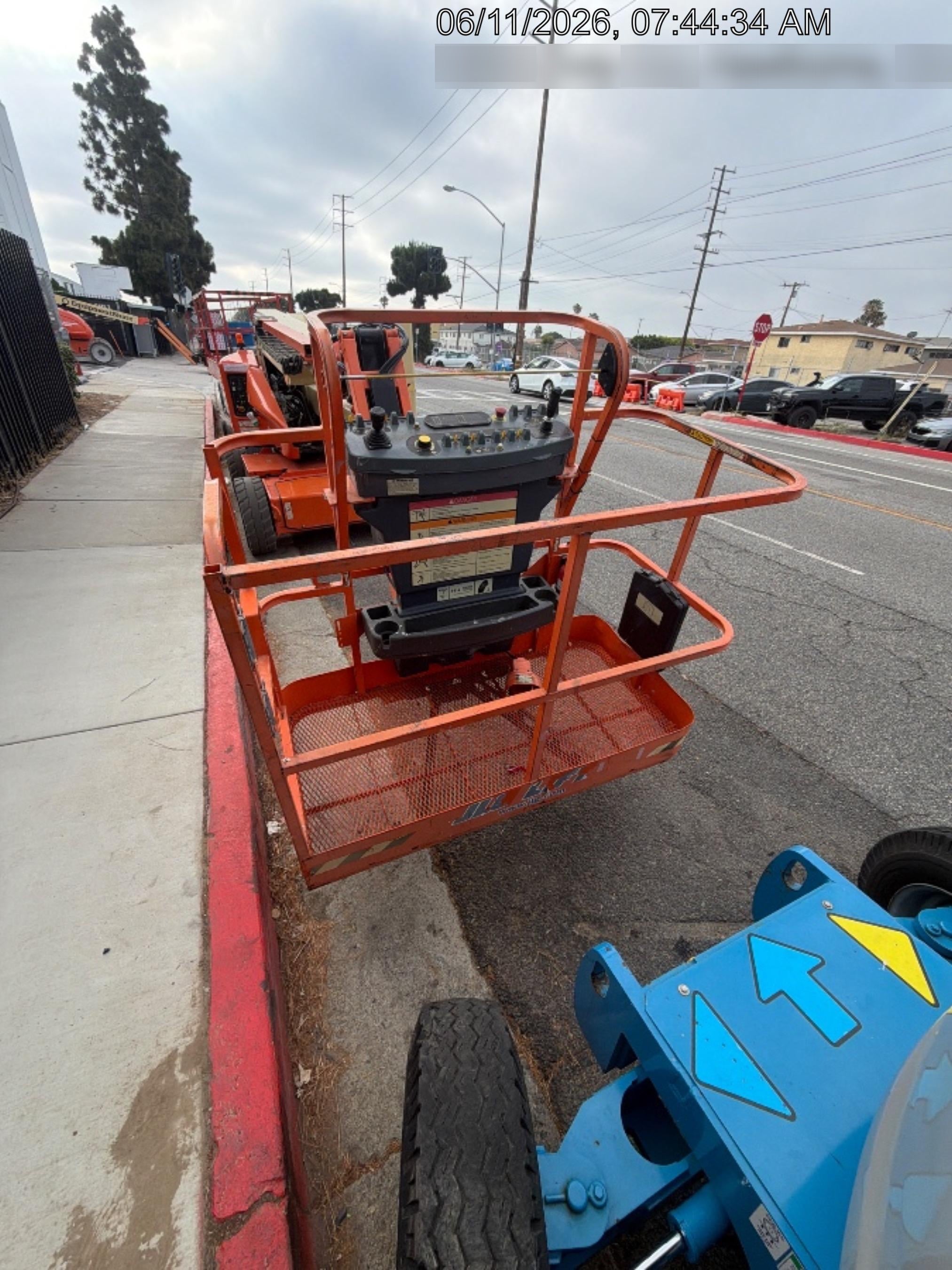 2021 JLG E450AJ