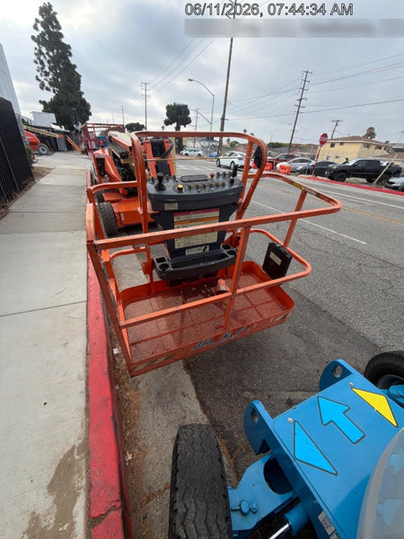 2021 JLG E450AJ