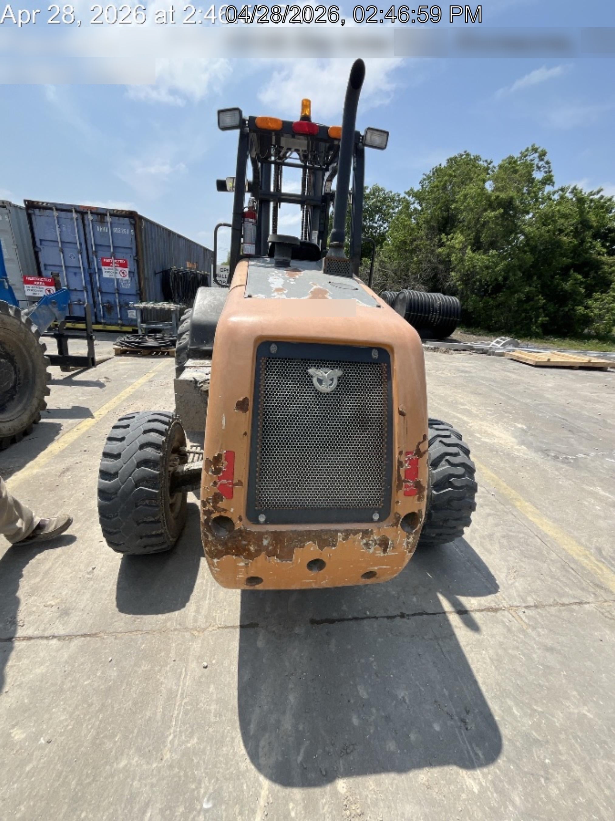 2019 CASE 588H