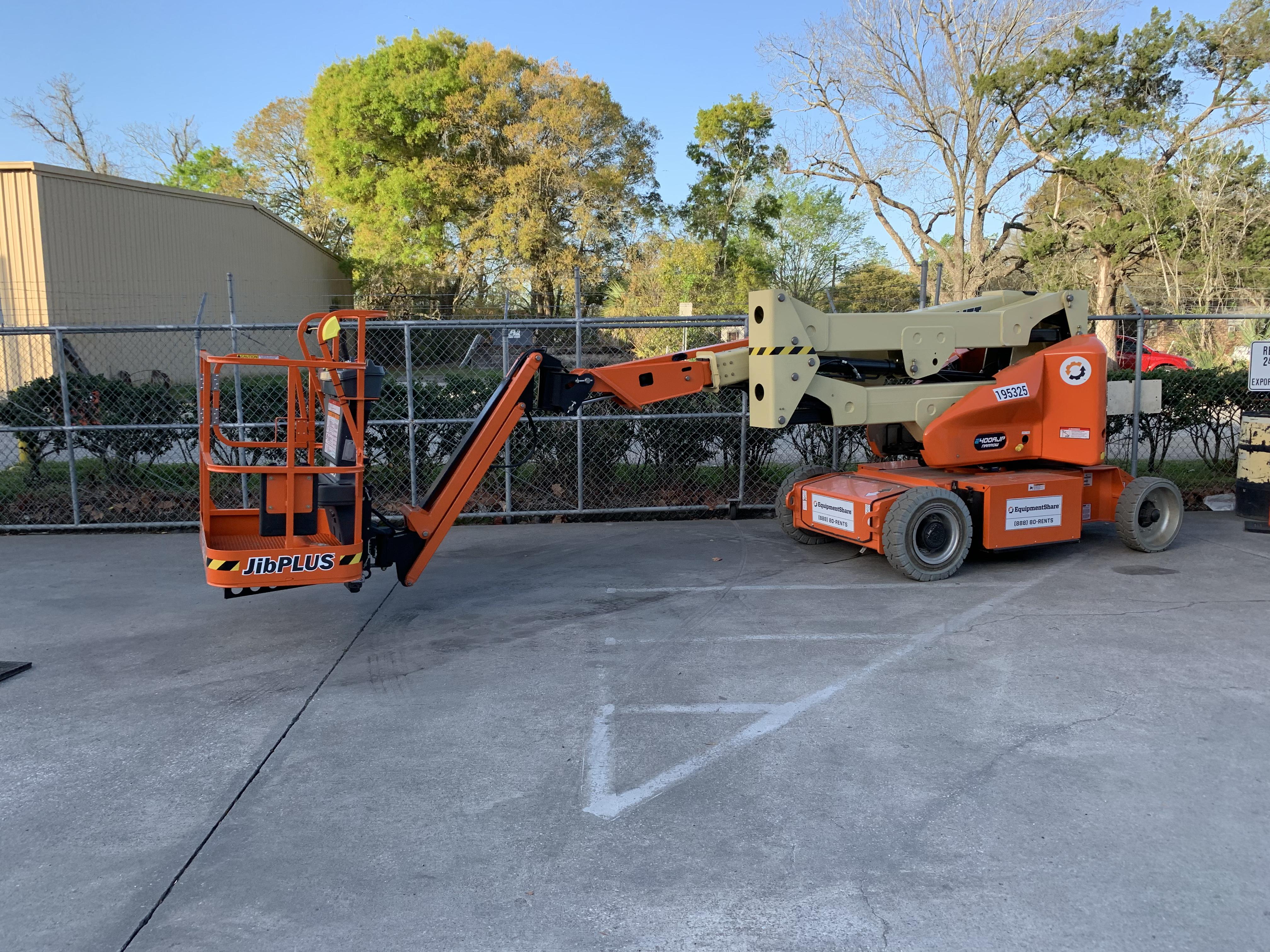 2021 JLG E400AJP Narrow