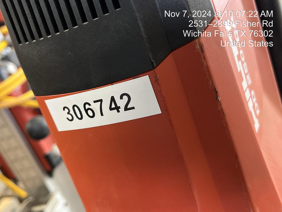 2023 HILTI DD250E
