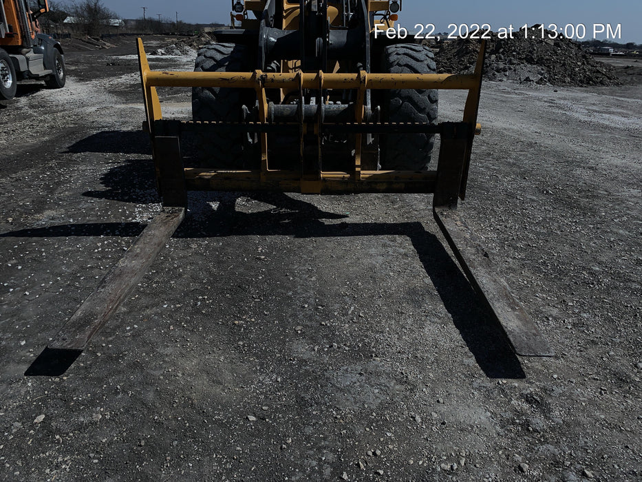 2020 JOHN DEERE 96" Loader Fork Carriage - John Deere