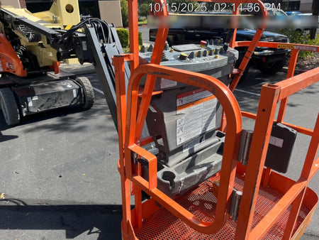 2024 JLG E400AJP Narrow