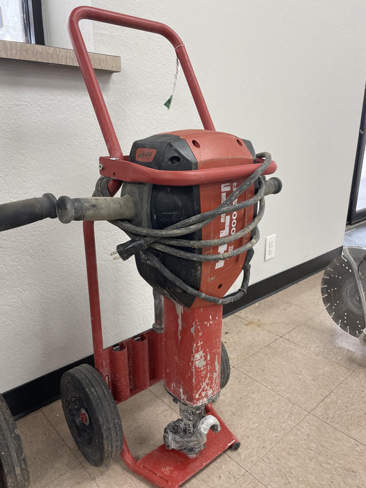 2021 HILTI TE 3000-AVR