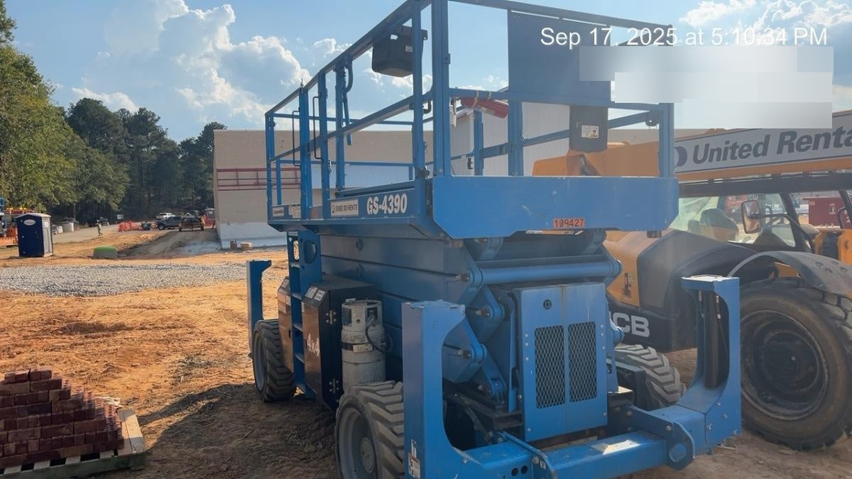 2020 GENIE GS-4390 RT