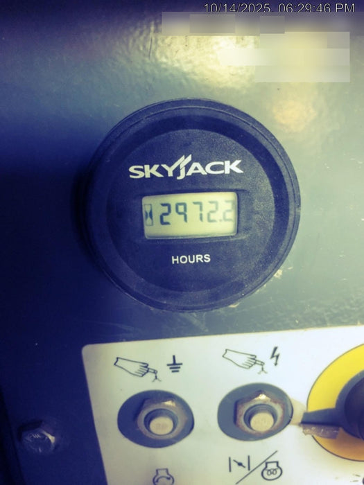 2017 SKYJACK SJ6832 RT