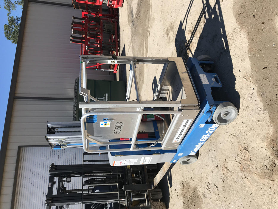 2019 GENIE GR-20