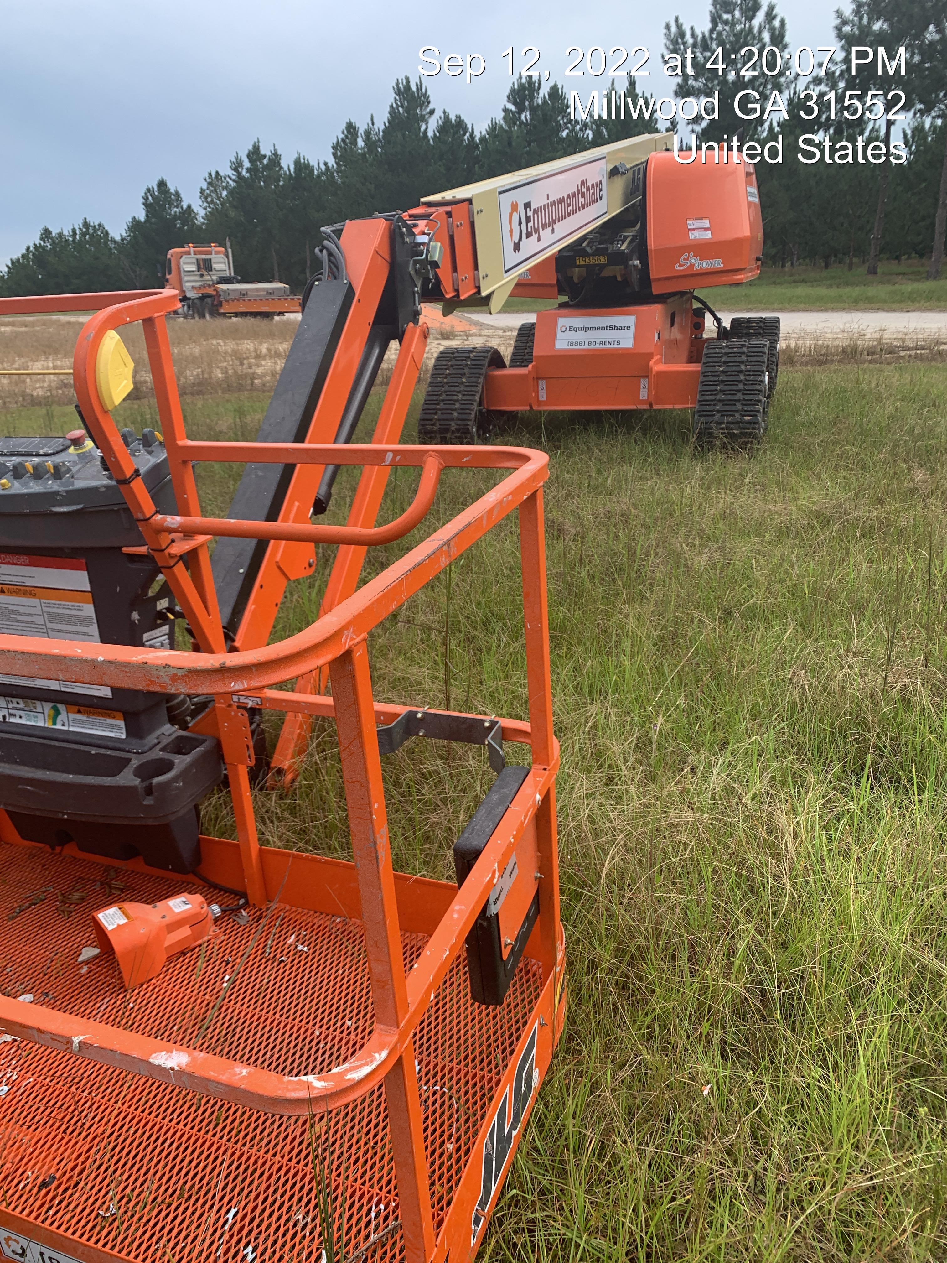 2021 JLG 660SJ Quad Track