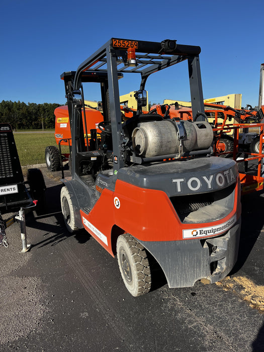 2022 TOYOTA 50-8FGU25