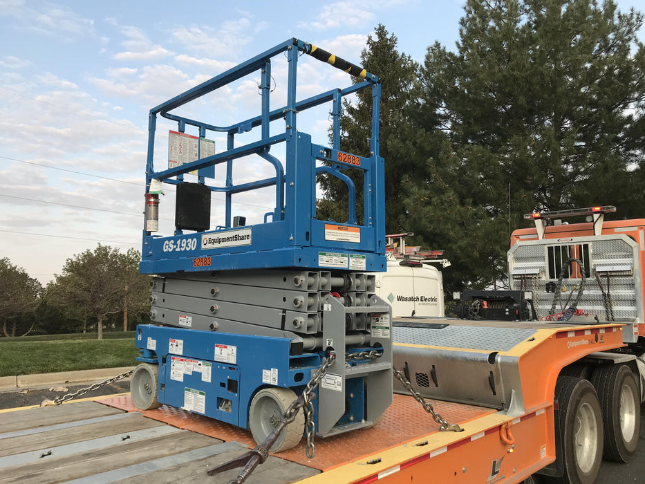 2020 Genie GS-1930 Solid Non Marking Tires, Beacon, Folding rails with half height swing gate