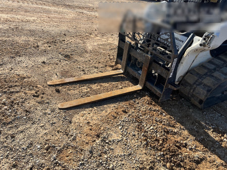 2022 PALADIN 48" Pallet Forks - Paladin