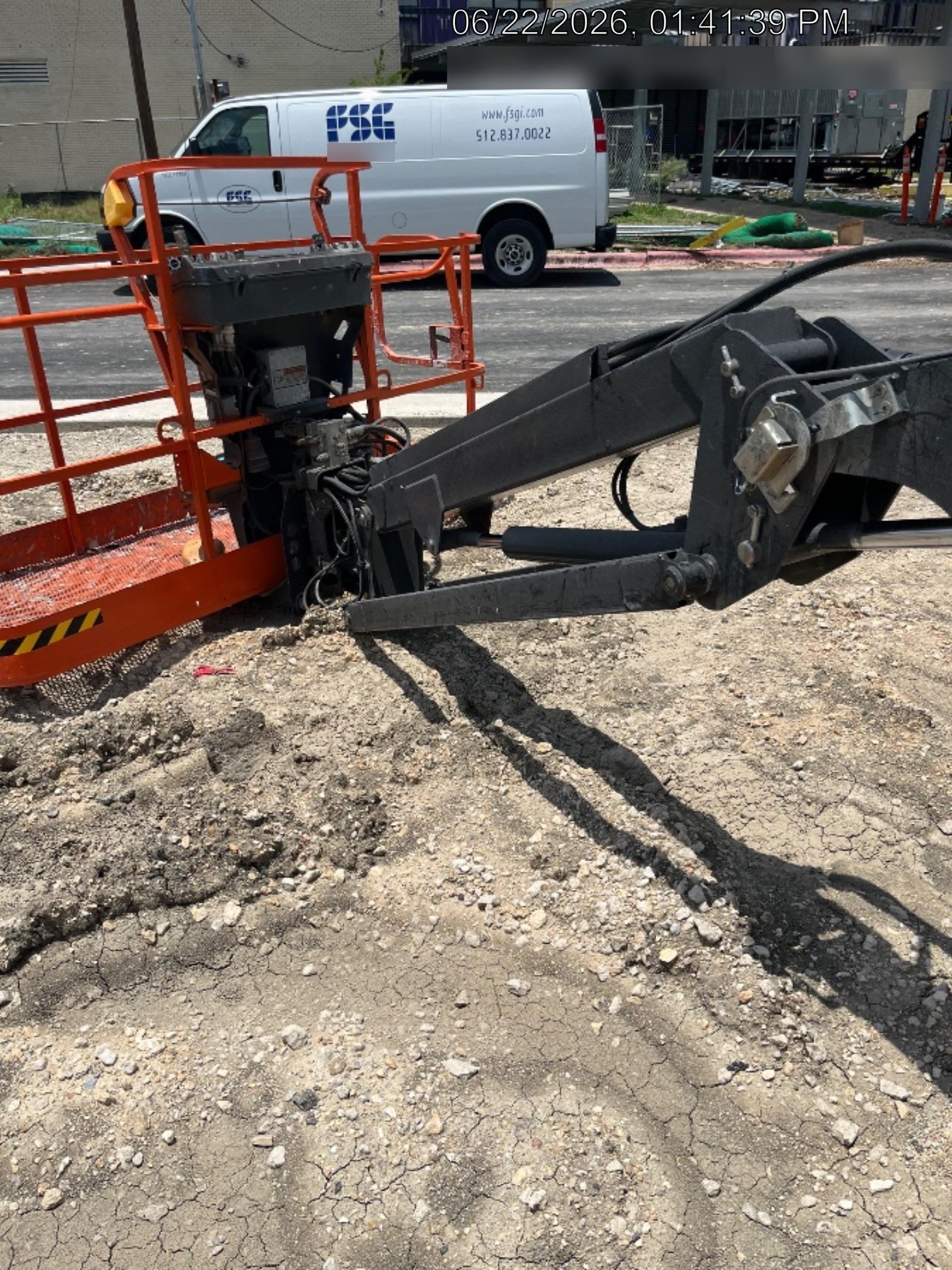 2023 JLG 660SJ