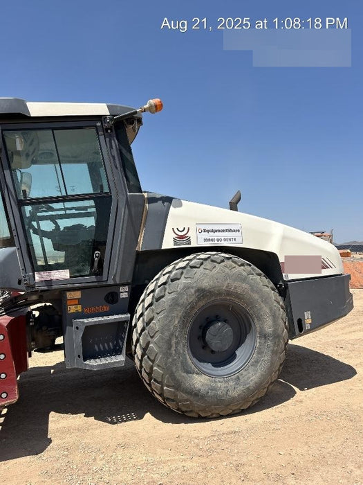 2022 DYNAPAC CA2500D