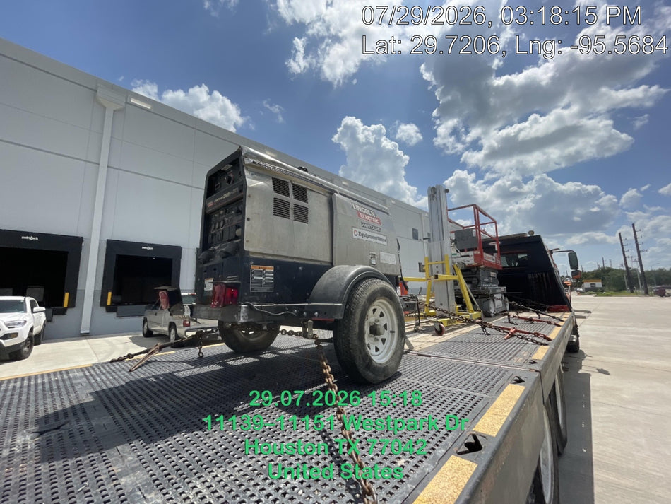2019 Lincoln Electric Vantage 322 Welder Ready-Pak 3, Two wheel trailer, Fender and Light kit, Cable Rack