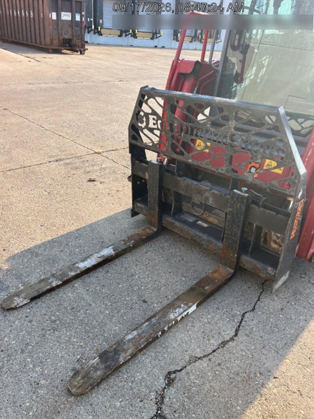 2023 PALADIN 48" Pallet Forks - Paladin