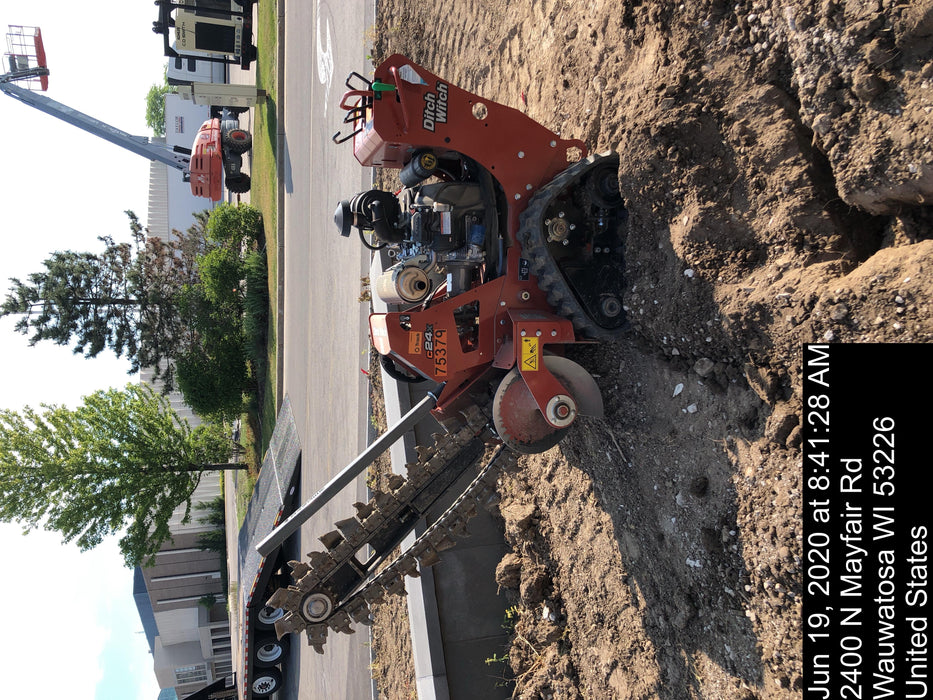 2020 DITCH WITCH C24XA