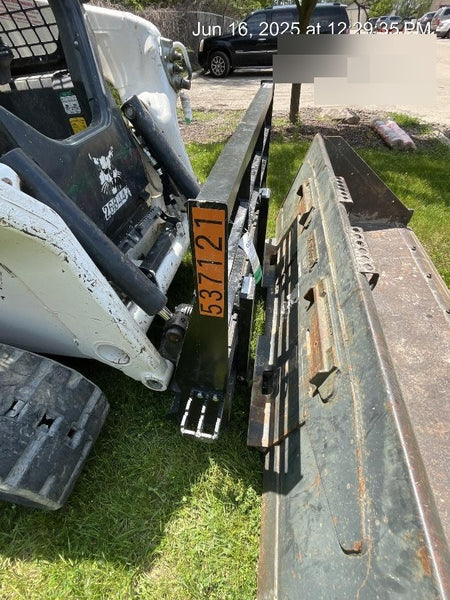 2025 ARROW MATERIAL HANDLING 24" Pallet Fork Frame