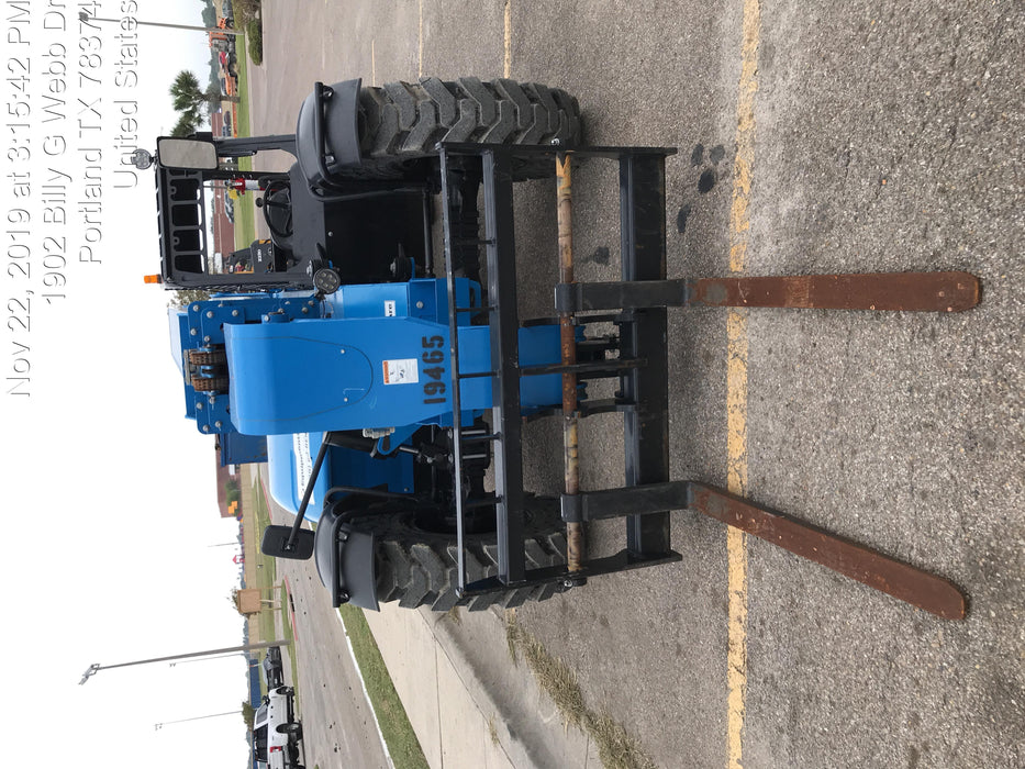 2018 Genie GTH-844 Genie GTH-844 w/ROPS, Work Lights, Solid Tires, RH Cab Mesh, Beacon, 60" Carriage and Forks