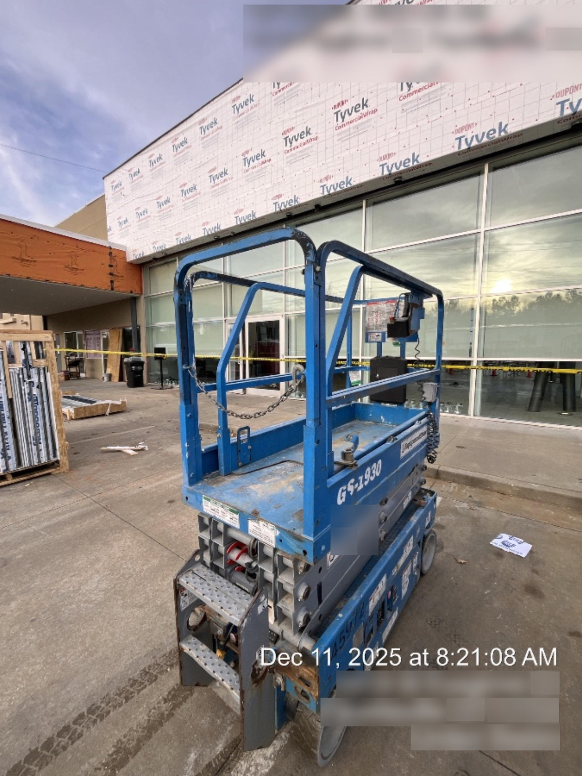 2019 Genie GS-1930 Fixed rails with chain Entry