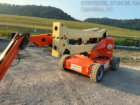 2021 JLG E450AJ