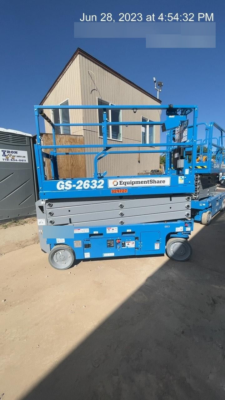 2023 GENIE GS-2632