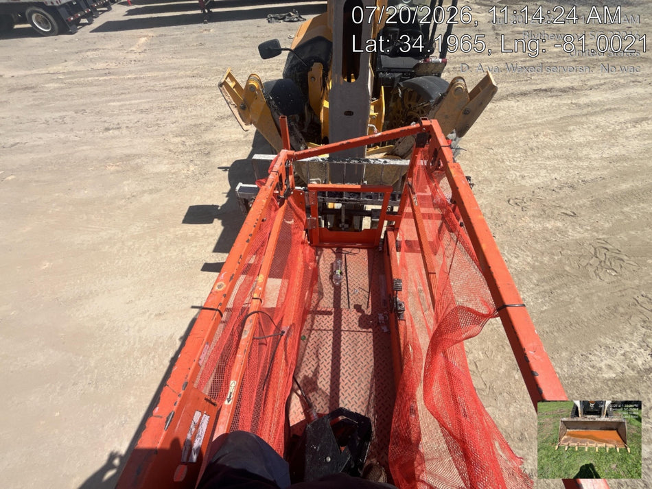 2023 JLG ES1932